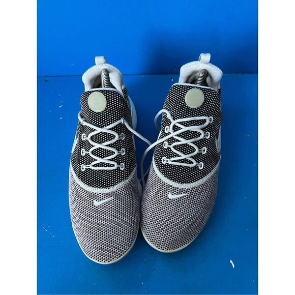 Nike Womens Presto Fly Se 910570-005 Gray Running Shoes Sneakers Size 8 - Picture 3 of 6